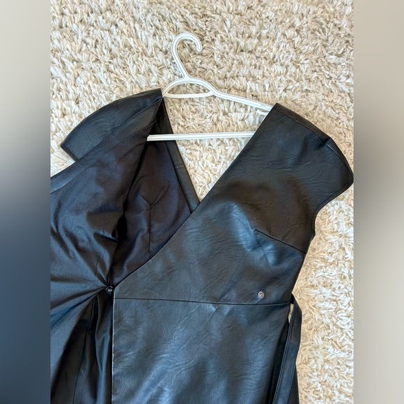 Top Shop NWT faux leather Wrap Dress - Picture 5 of 6